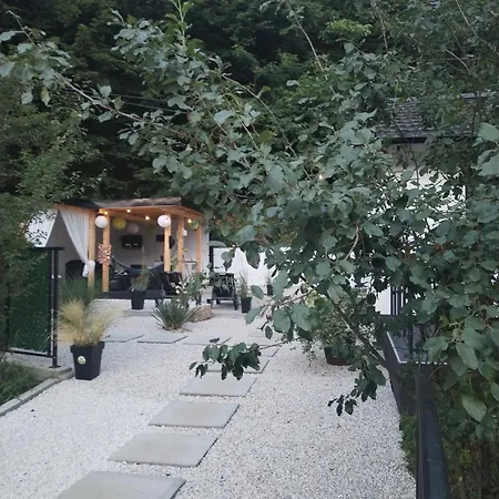Holiday home Merlin House