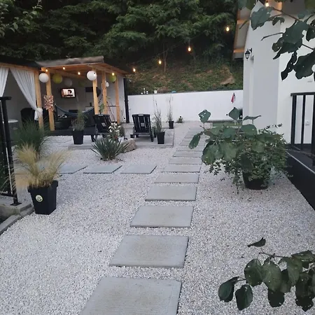 Merlin Kuca Prázdninový dům *