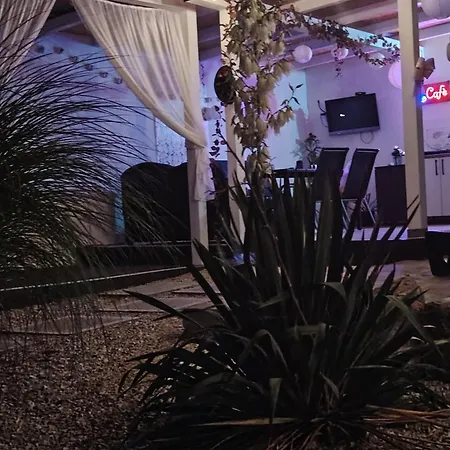 Merlin House Дом отдыха *