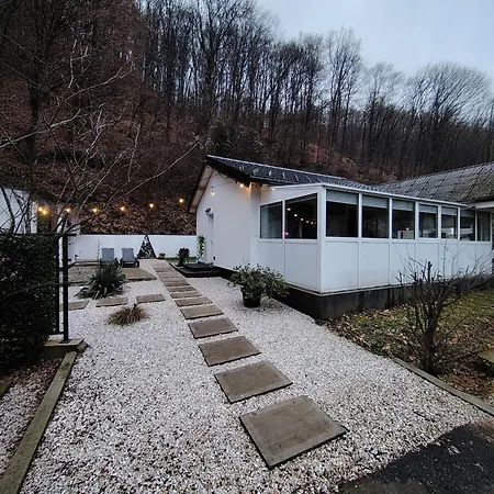 Merlin Kuca Prázdninový dům *