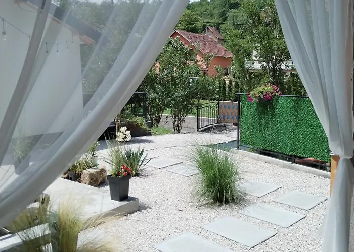 Merlin Kuca * Vrnjačka Banja