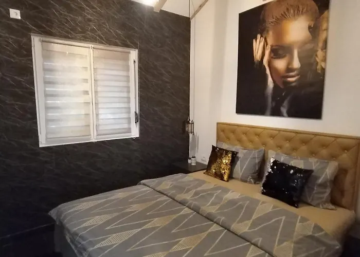 Merlin Kuca 別荘 *