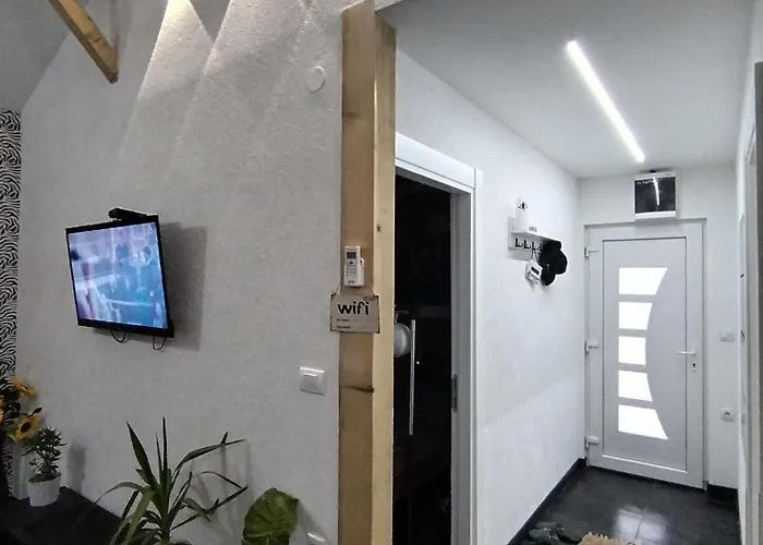 別荘 Merlin Kuca *