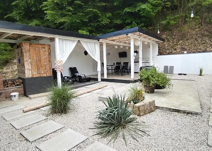 Merlin Kuca 別荘 *